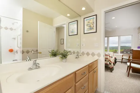 24 North Peak Village Newbury NH 03255