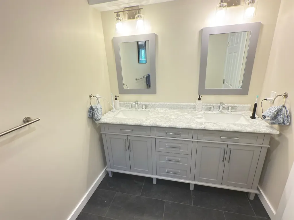 2366 Mountain Road Stowe VT 05672