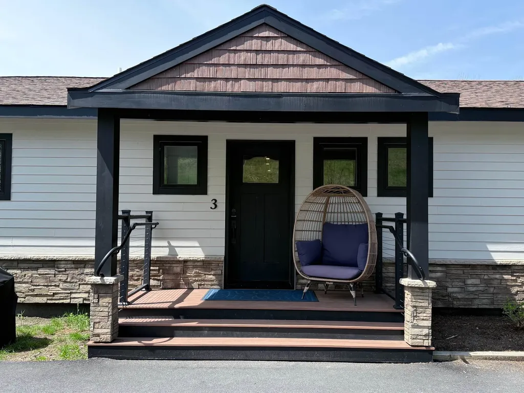 2366 Mountain Road Stowe VT 05672