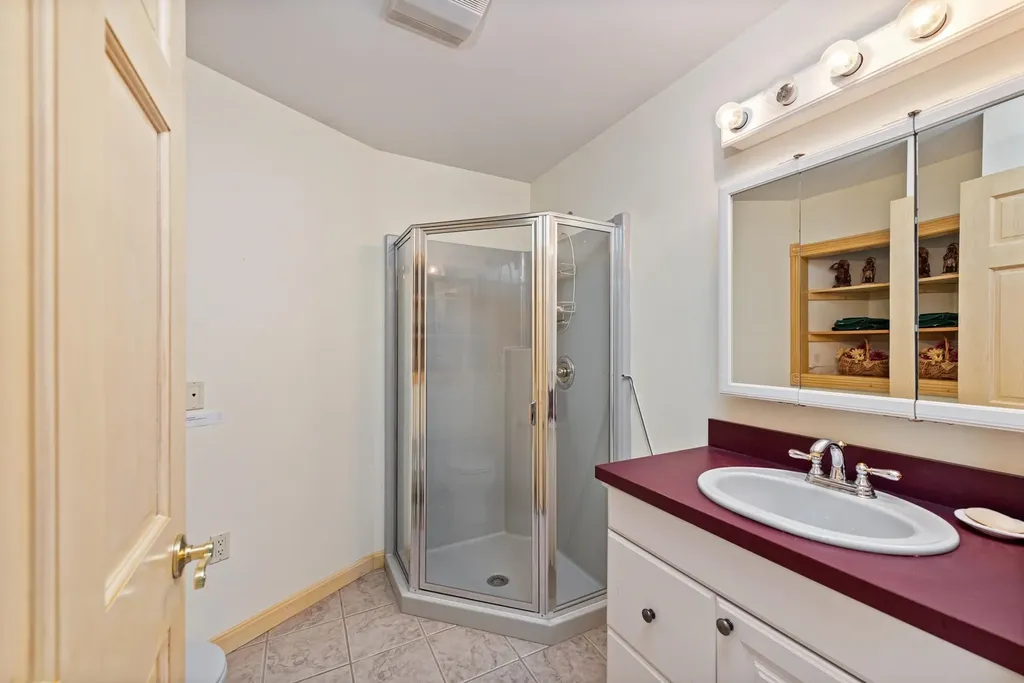 1 Mayhew Turnpike Bridgewater NH 03222