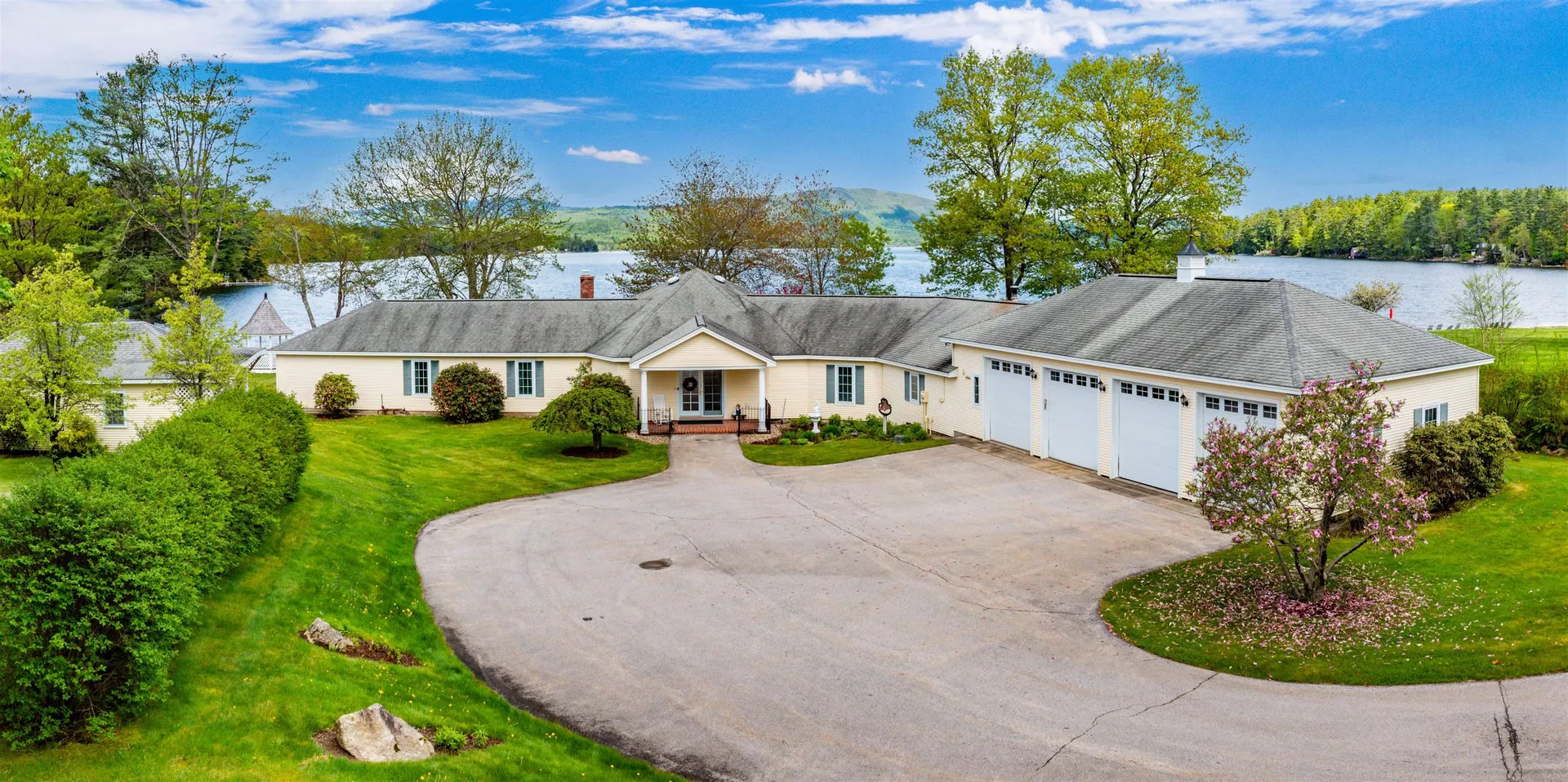 1 Mayhew Turnpike Bridgewater NH 03222