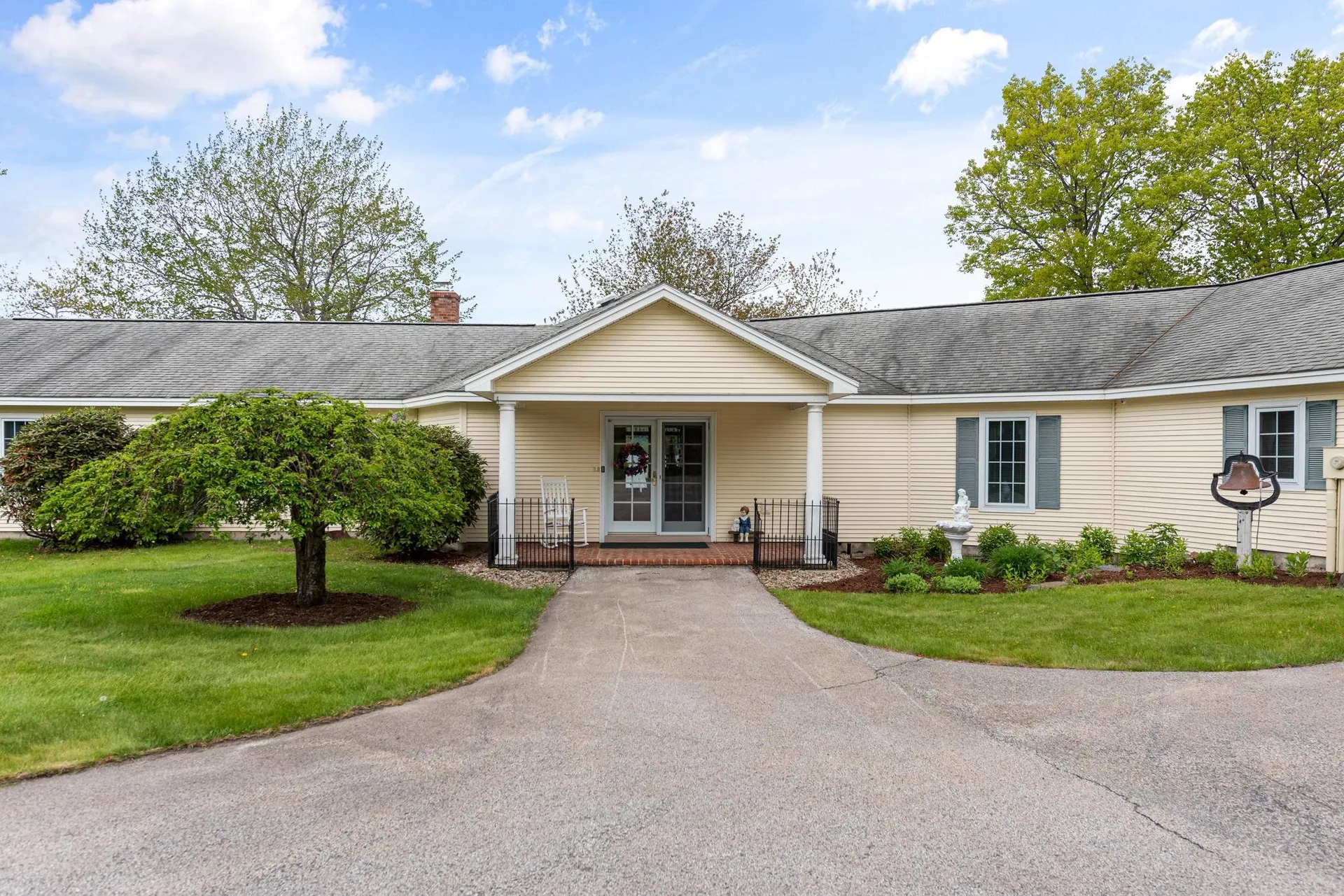 1 Mayhew Turnpike Bridgewater NH 03222