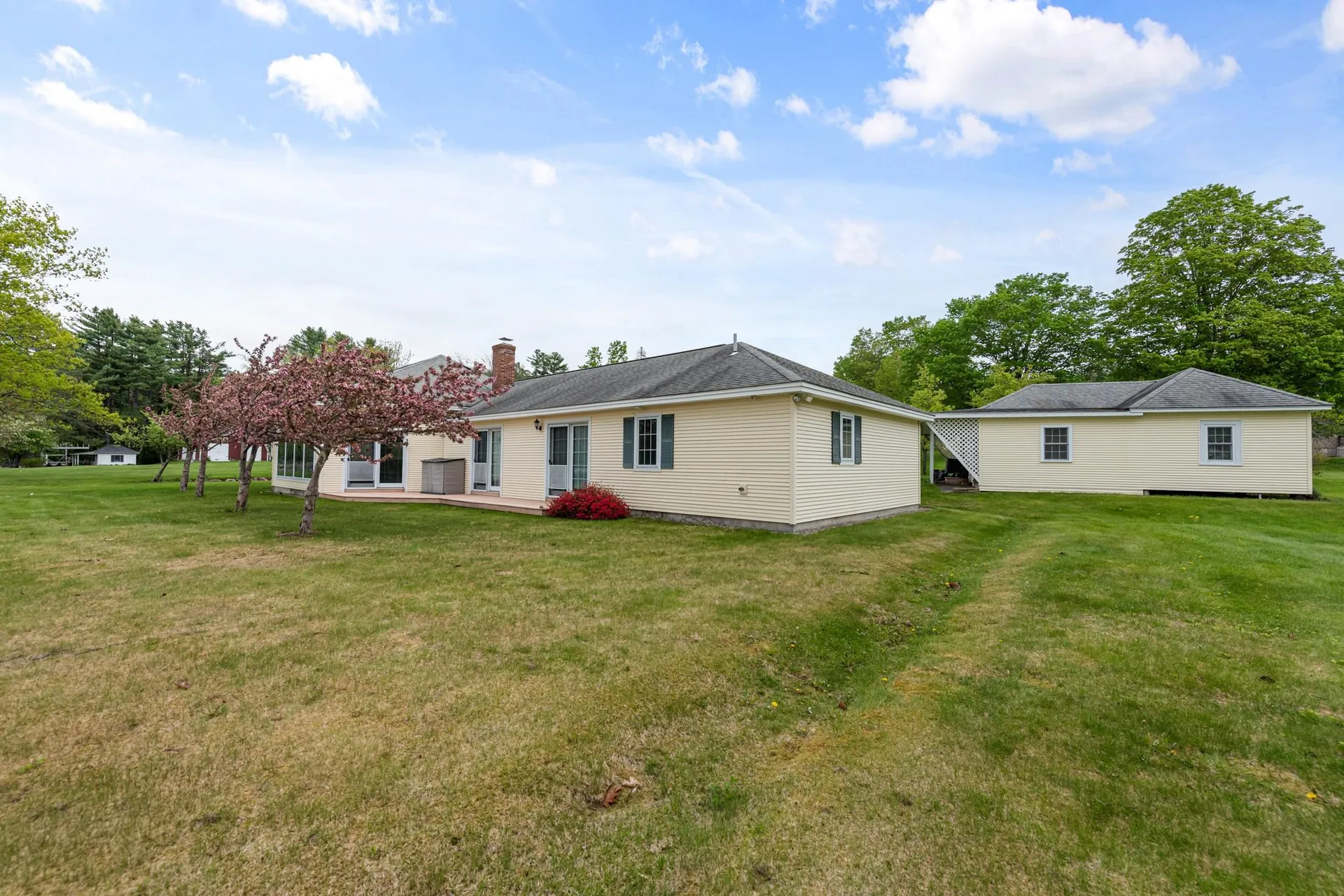 1 Mayhew Turnpike Bridgewater NH 03222