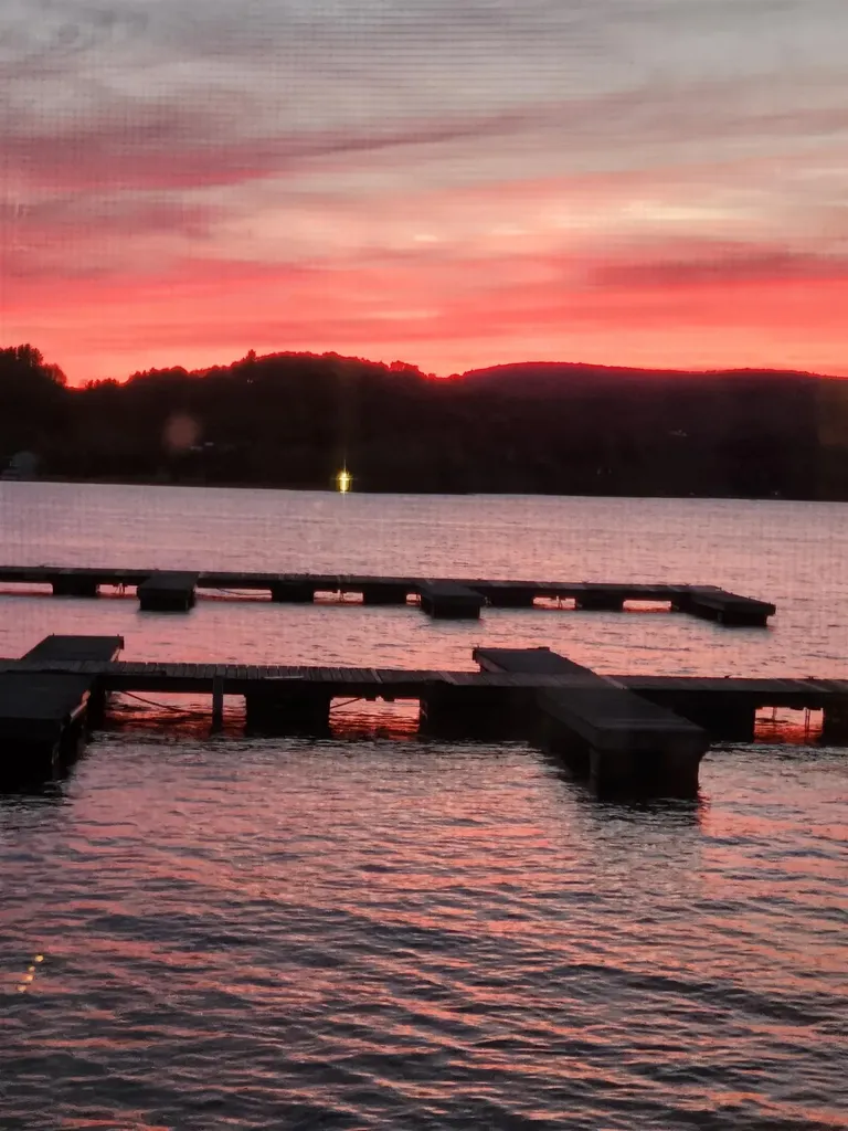 57 Farrants Point Newport City VT 05855