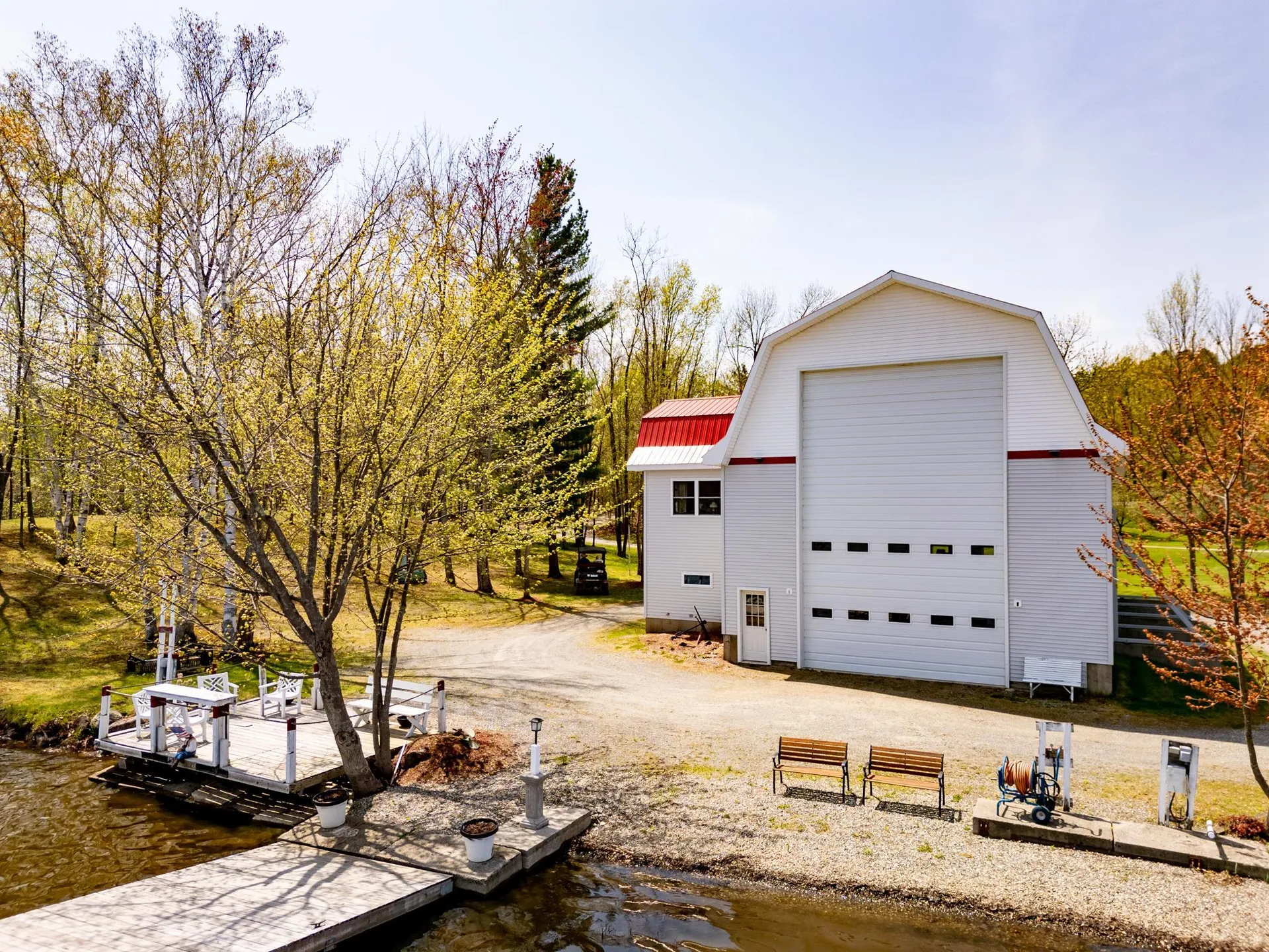 57 Farrants Point Newport City VT 05855