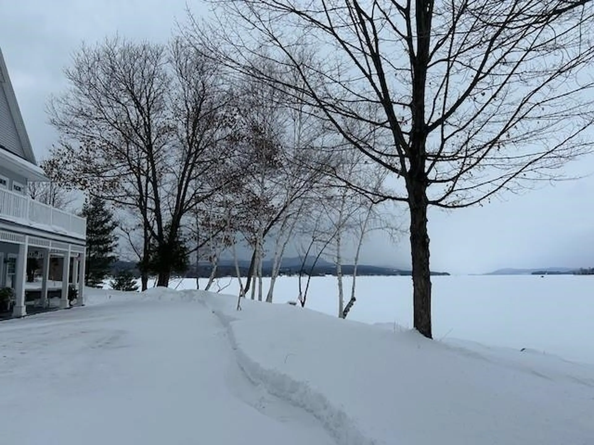 57 Farrants Point Newport City VT 05855