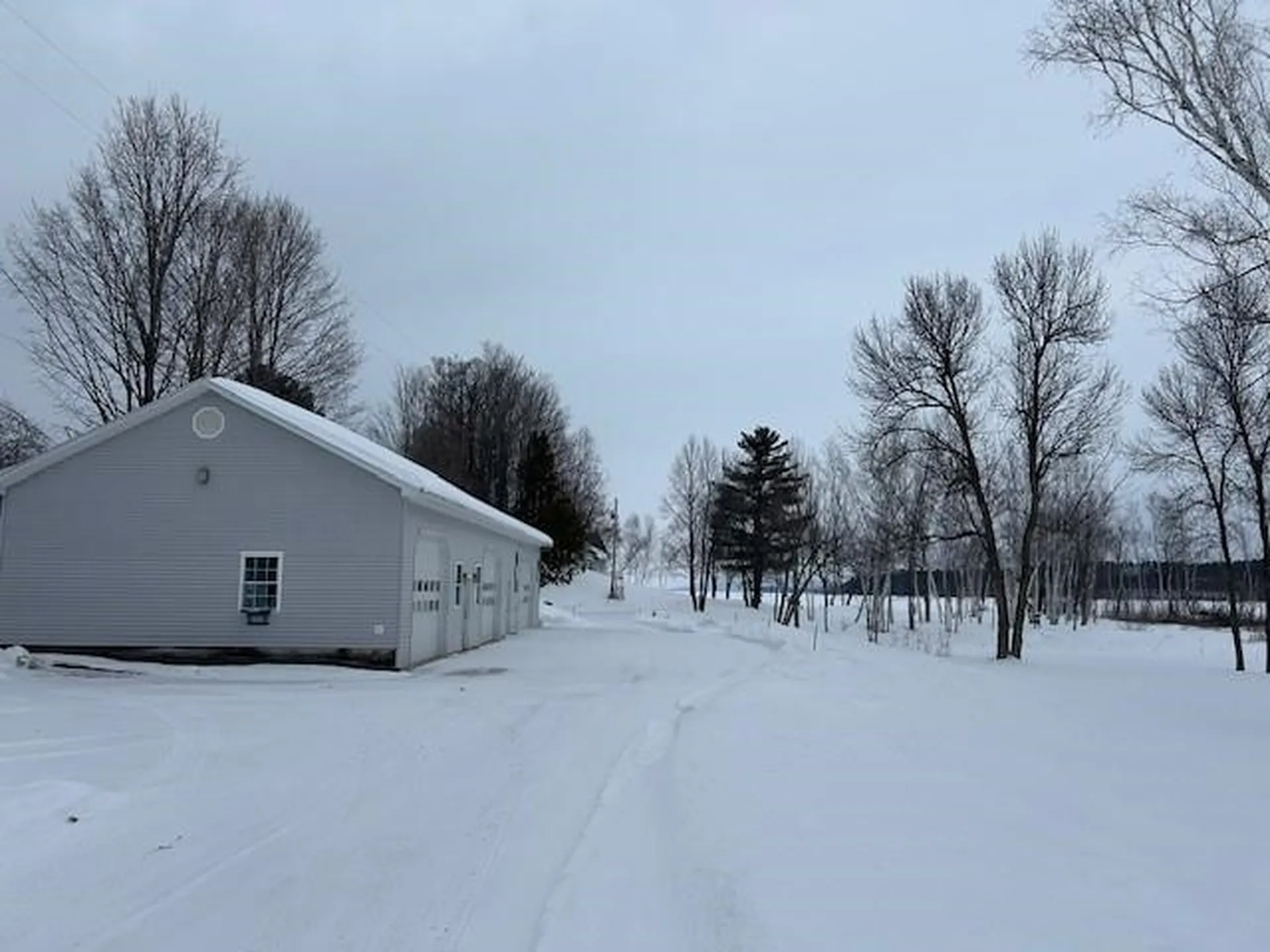 57 Farrants Point Newport City VT 05855