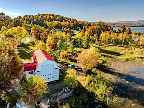 57 Farrants Point Newport City VT 05855