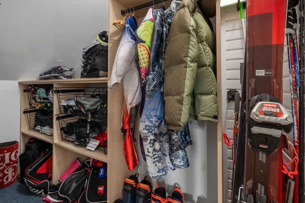 243 Skimobile Road Conway NH 03860