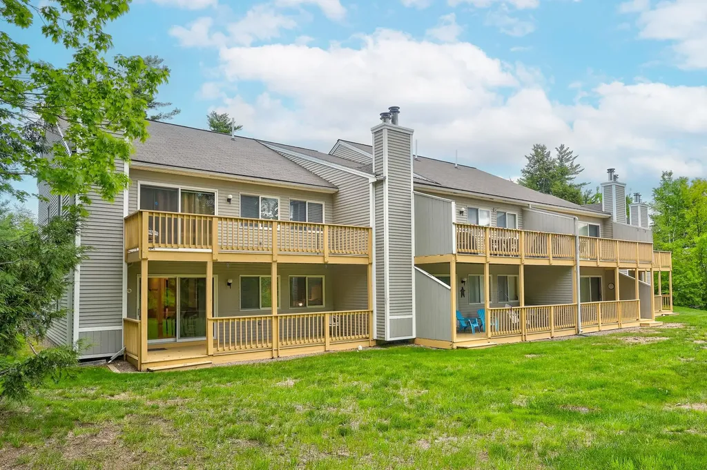 22 Northbrook Circle Conway NH 03860