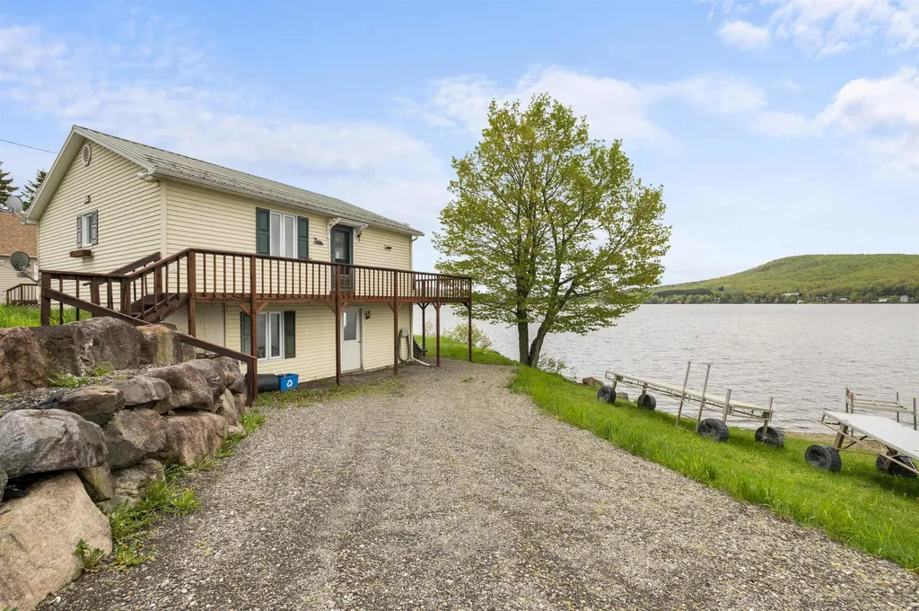 4506 Vt Route 114 Canaan VT 05903