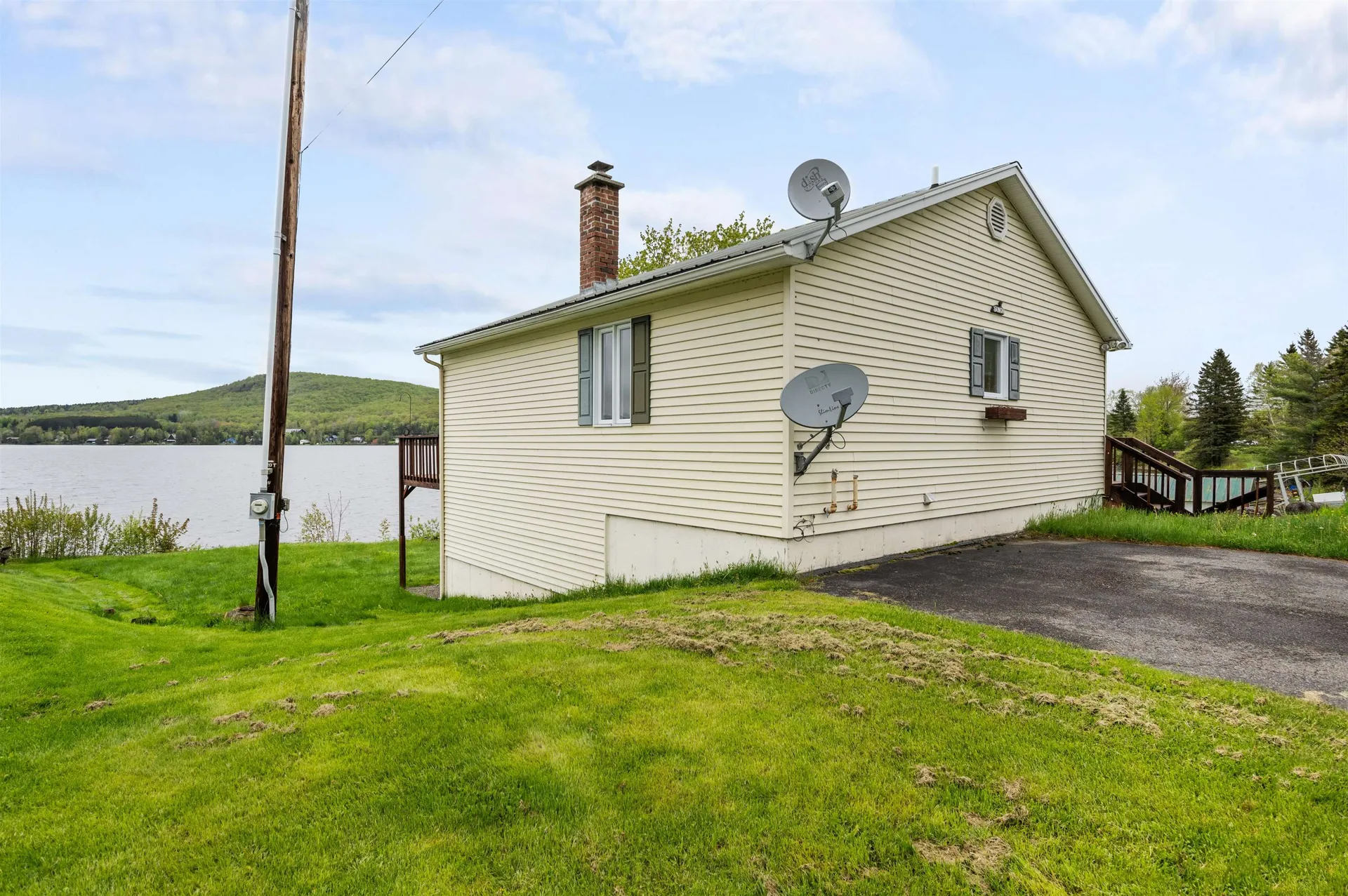 4506 Vt Route 114 Canaan VT 05903