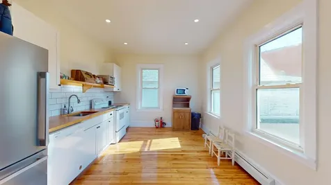 44-48 Merchants Row Middlebury VT 05753