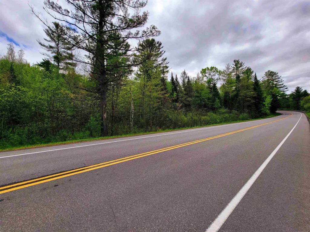 1088 Vt-105 Bloomfield VT 05905