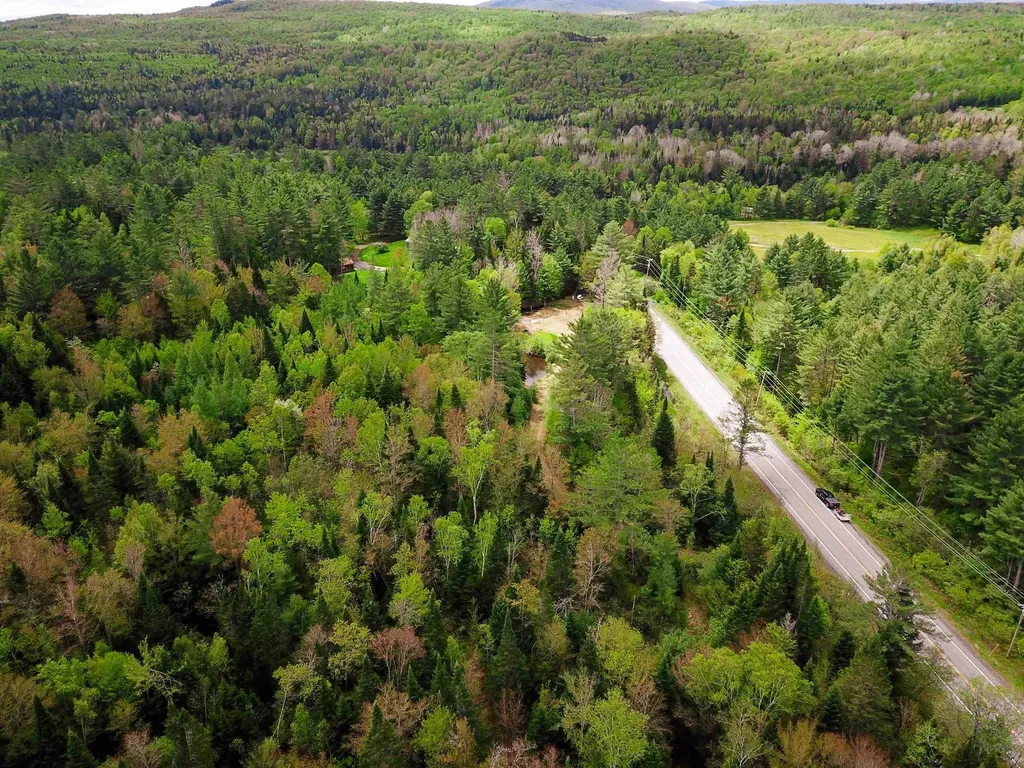 1088 Vt-105 Bloomfield VT 05905