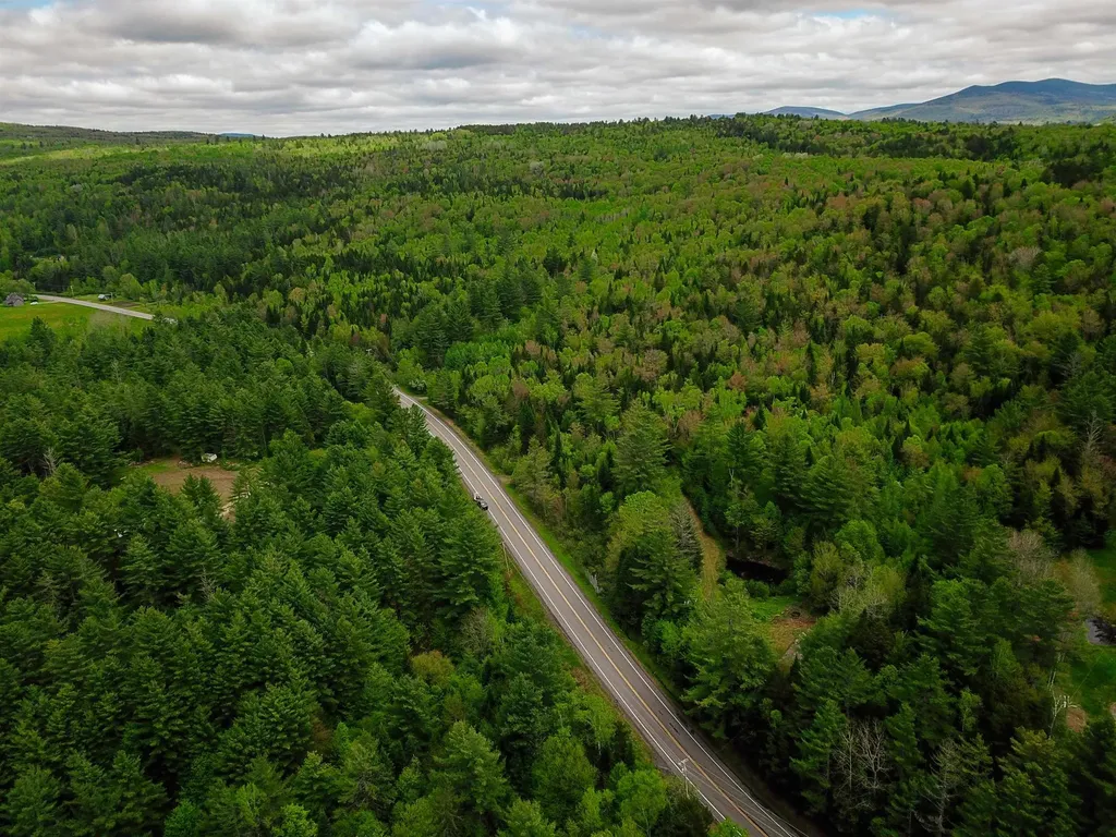 1088 Vt-105 Bloomfield VT 05905