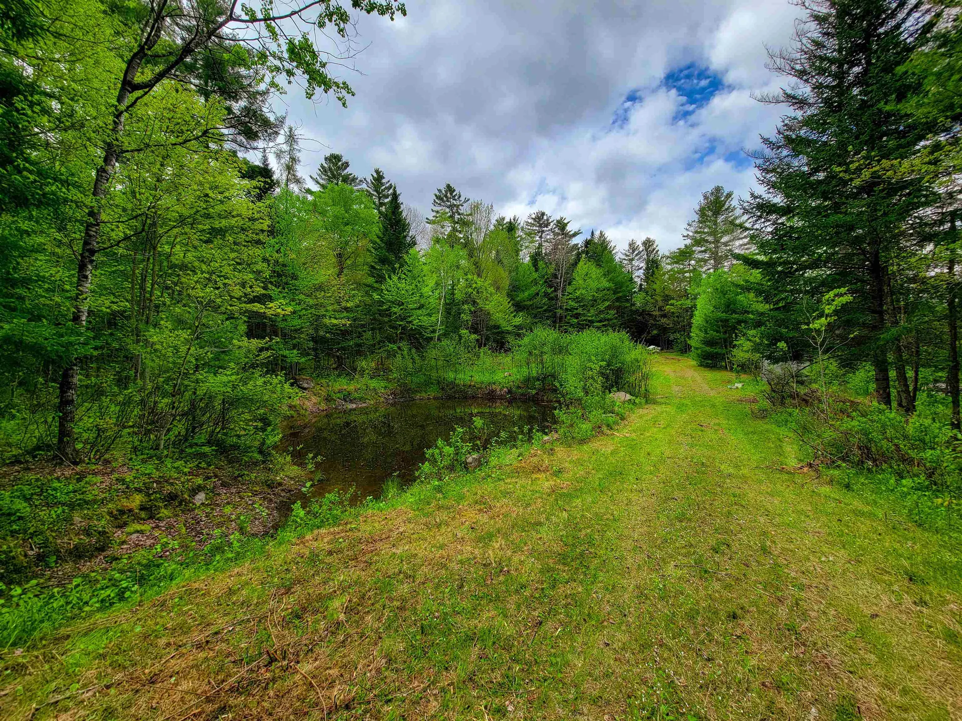 1088 Vt-105 Bloomfield VT 05905