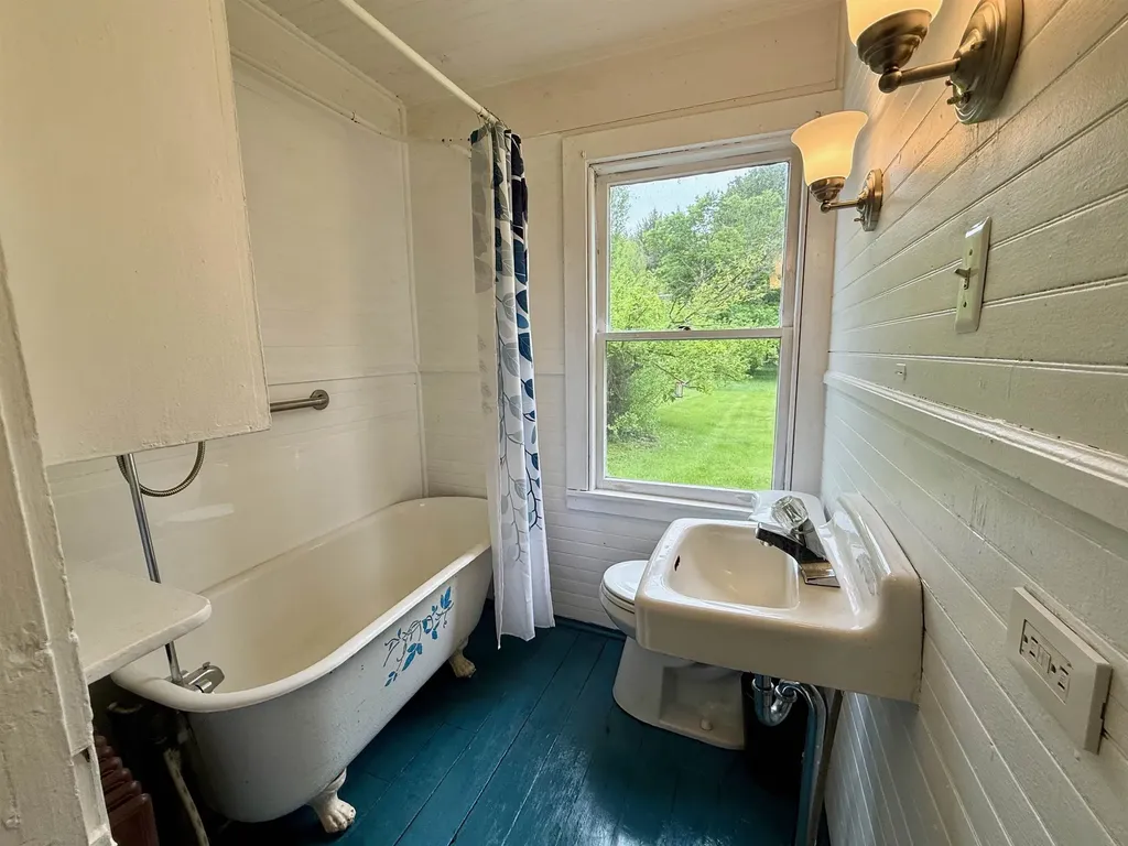 927 Water Street Bennington VT 05257