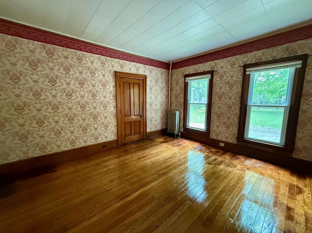 927 Water Street Bennington VT 05257