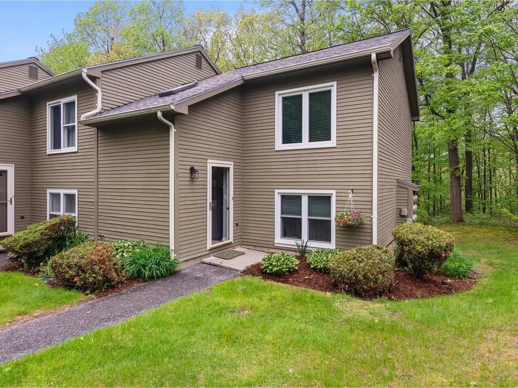 440 Oak Circle Colchester VT 05446