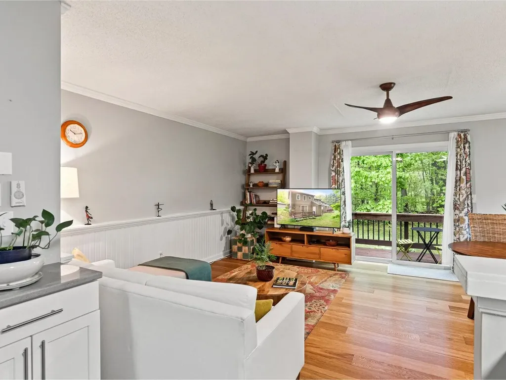 440 Oak Circle Colchester VT 05446
