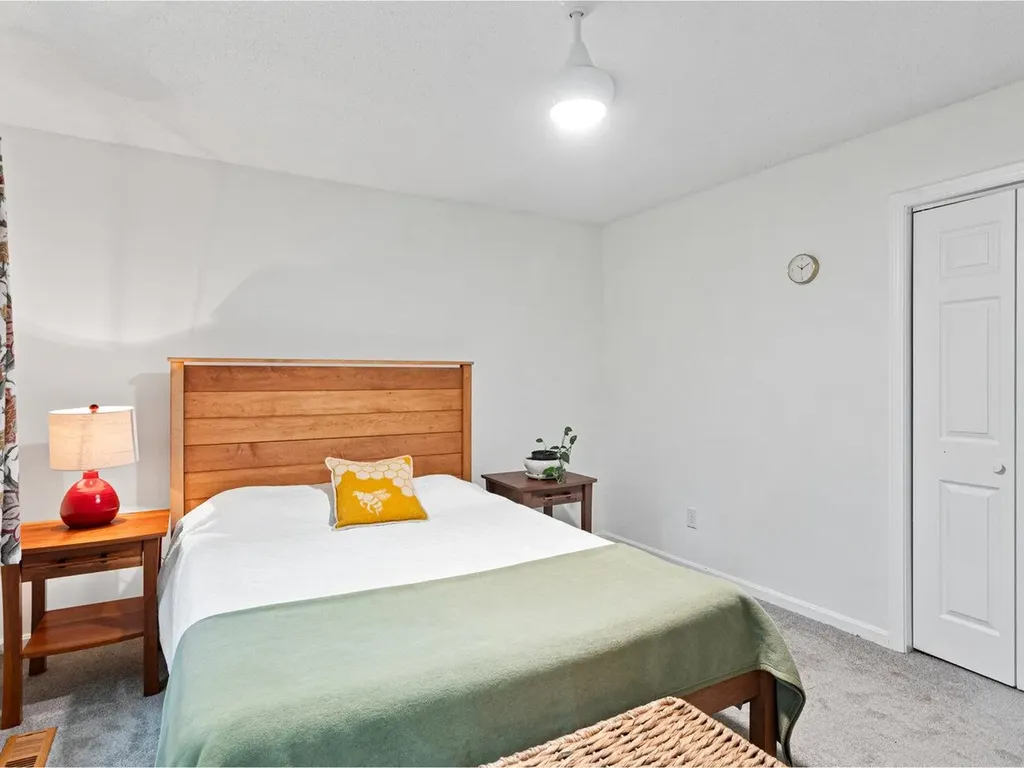440 Oak Circle Colchester VT 05446