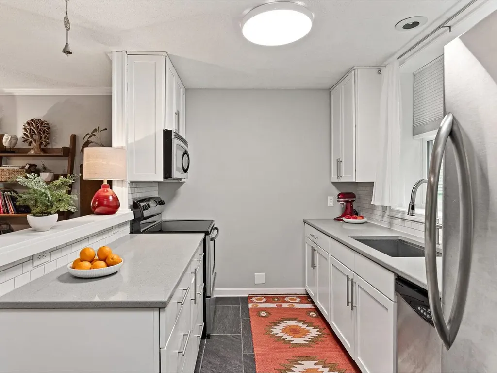 440 Oak Circle Colchester VT 05446