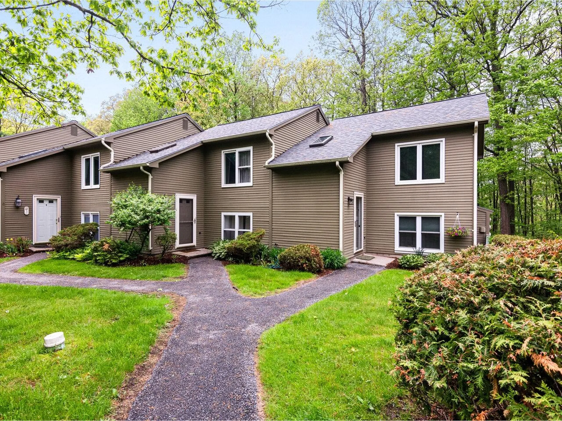 440 Oak Circle Colchester VT 05446