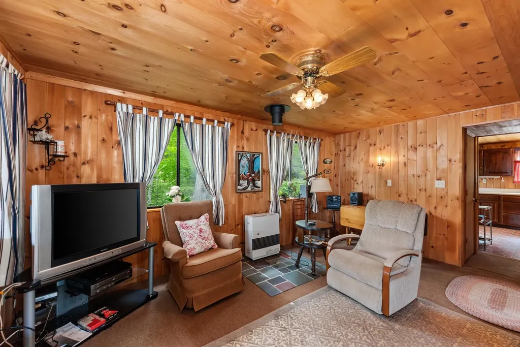 50 Browns Beach Road Bristol NH 03222