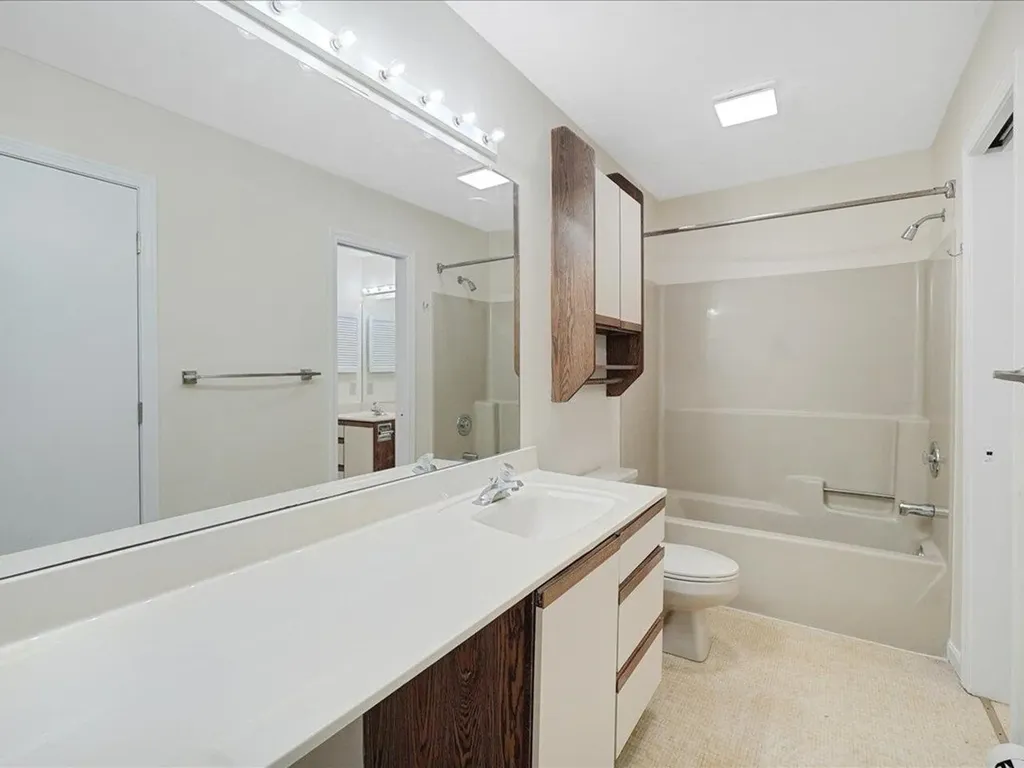 64 Northshore Drive Burlington VT 05408