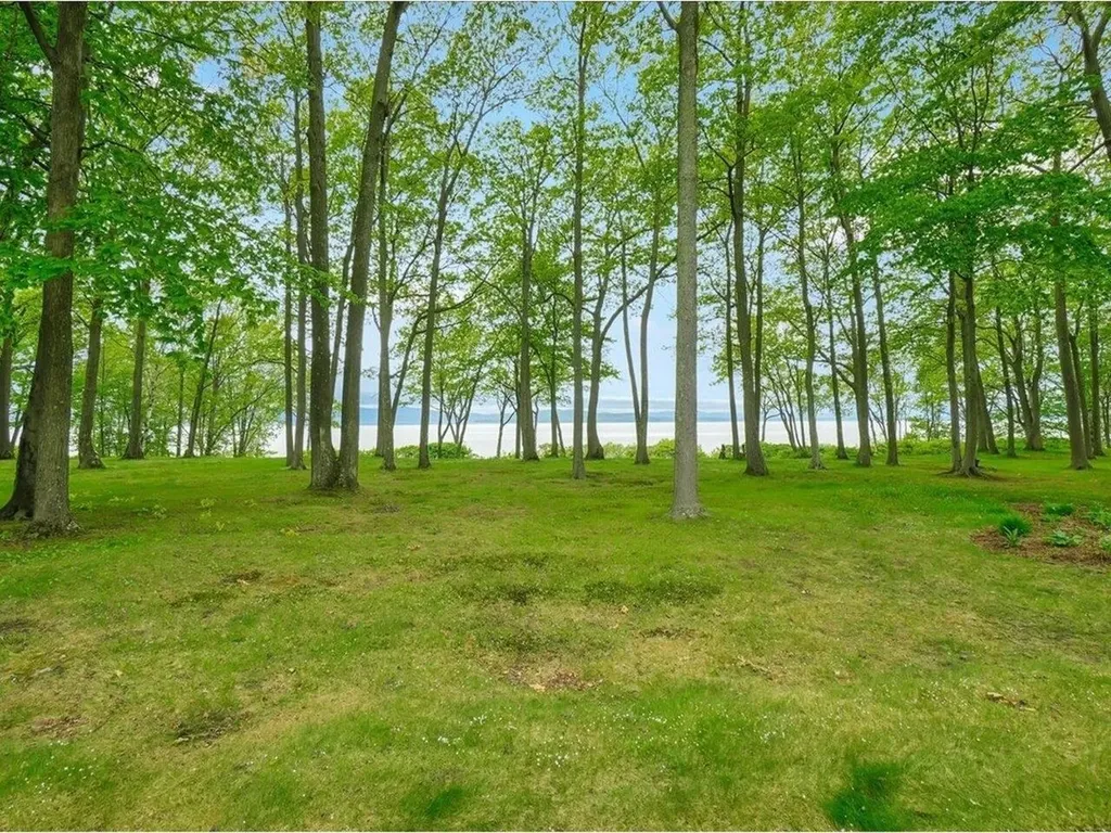 64 Northshore Drive Burlington VT 05408