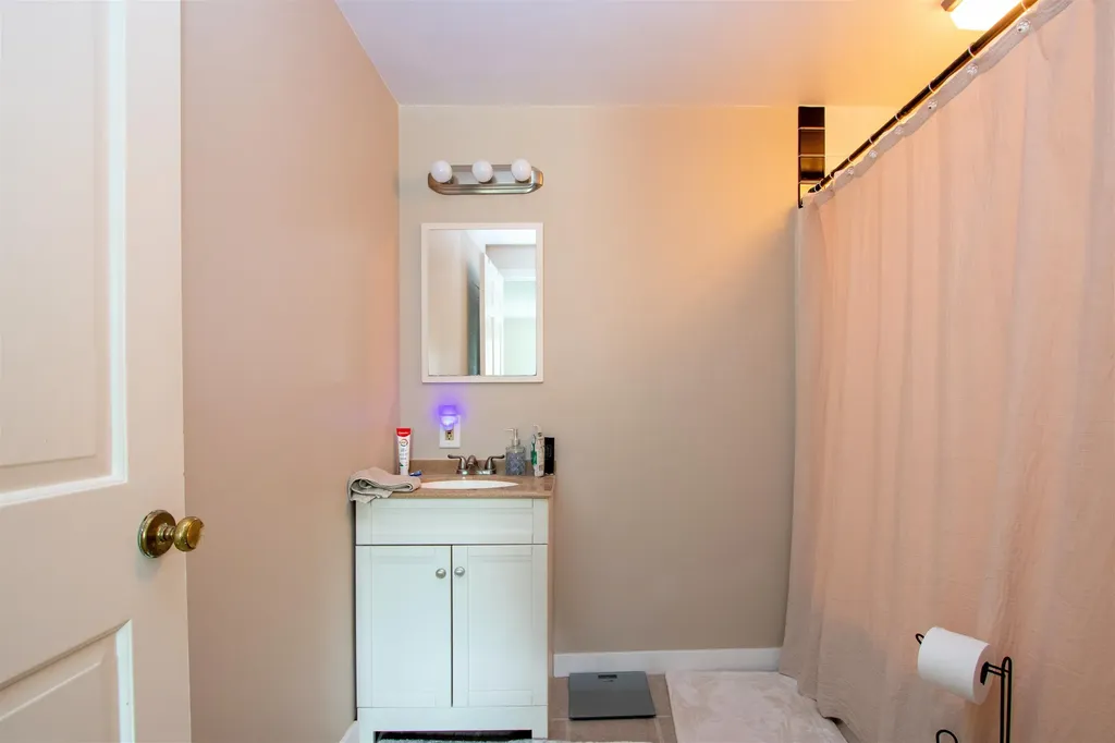 62 Lawrence Circle St. Johnsbury VT 05819