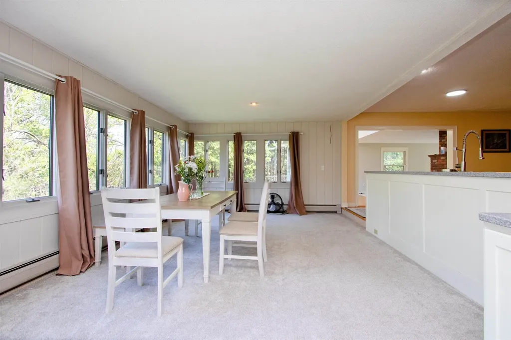 62 Lawrence Circle St. Johnsbury VT 05819