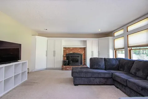 62 Lawrence Circle St. Johnsbury VT 05819