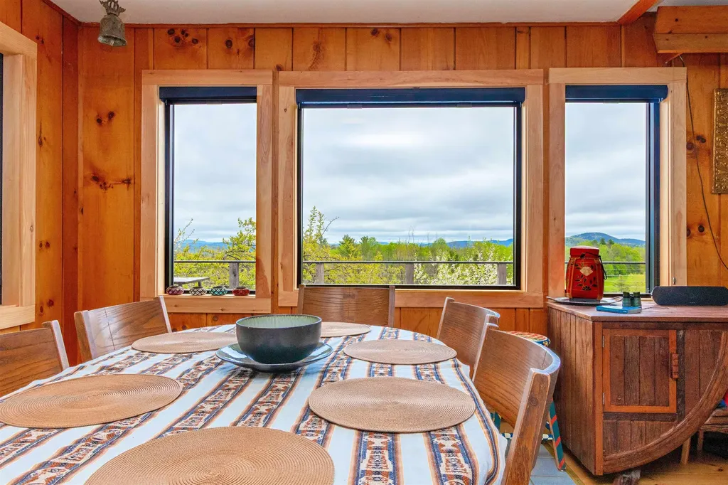 304 Green Bay Loop Peacham VT 05862