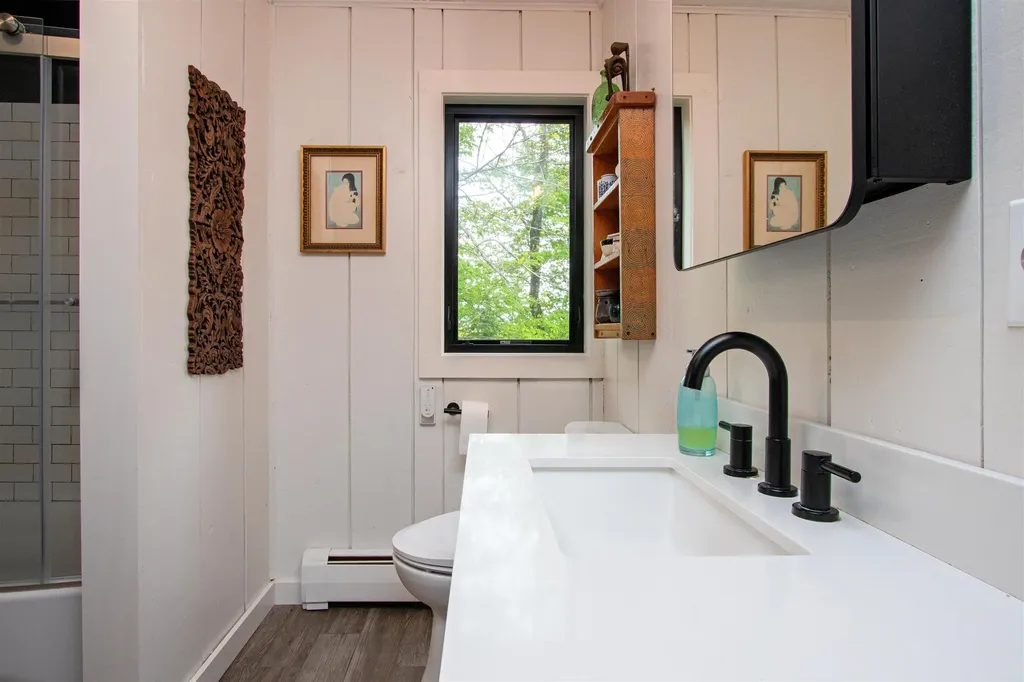 304 Green Bay Loop Peacham VT 05862