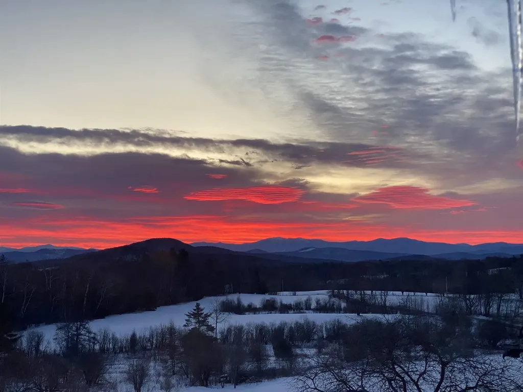 304 Green Bay Loop Peacham VT 05862