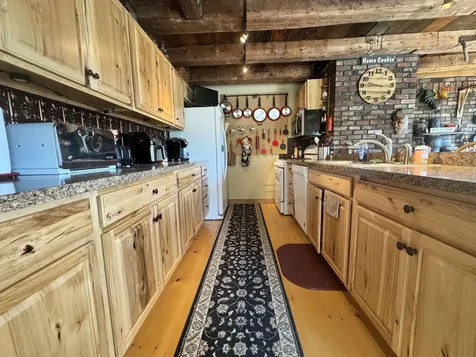 1083 Back Center Road Lyndon VT 05851