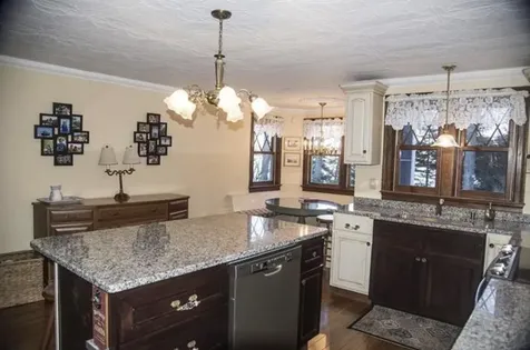 34 Baker Avenue Deerfield NH 03037