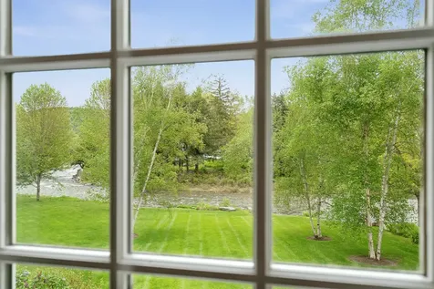 4 River Street Woodstock VT 05091