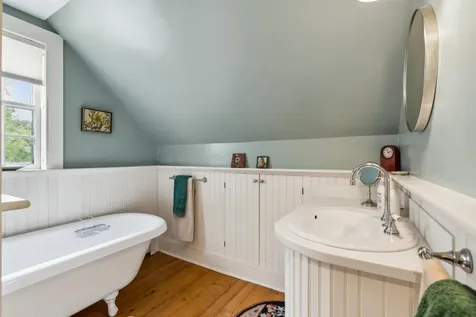 4 River Street Woodstock VT 05091