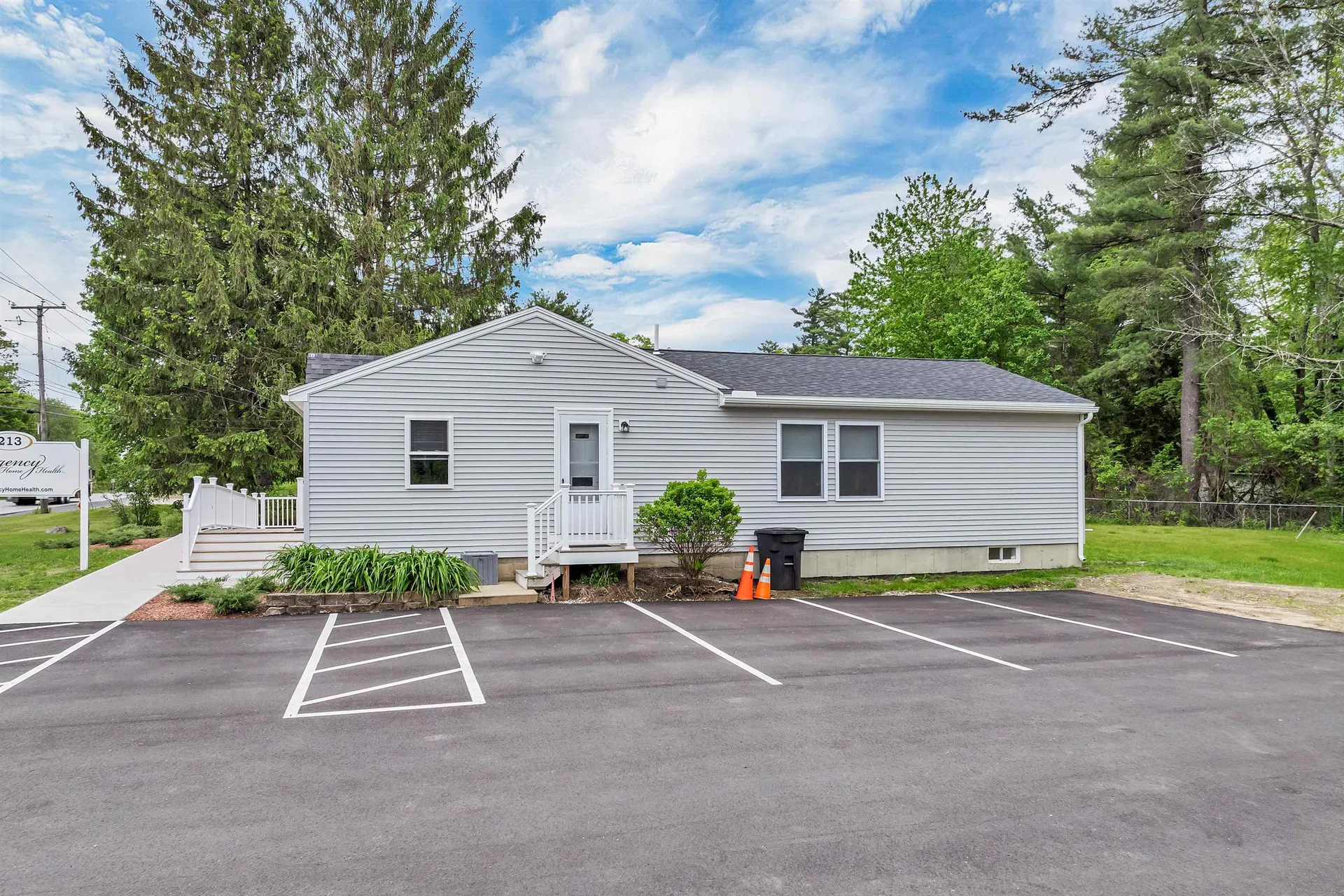 213 Rockingham Road Londonderry NH 03053