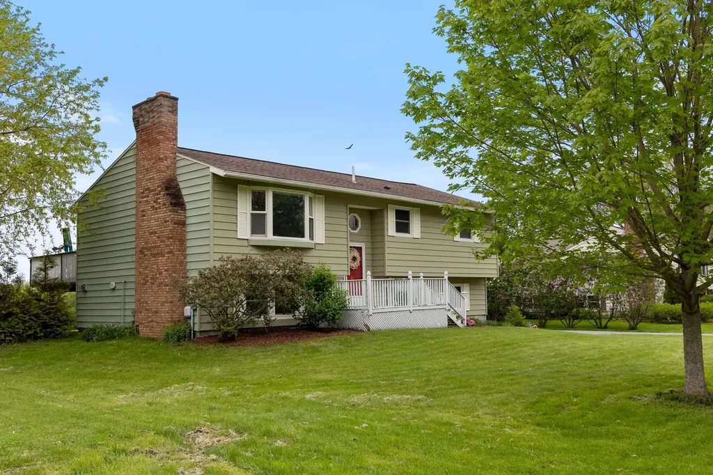 82 Stirrup Circle Williston VT 05495