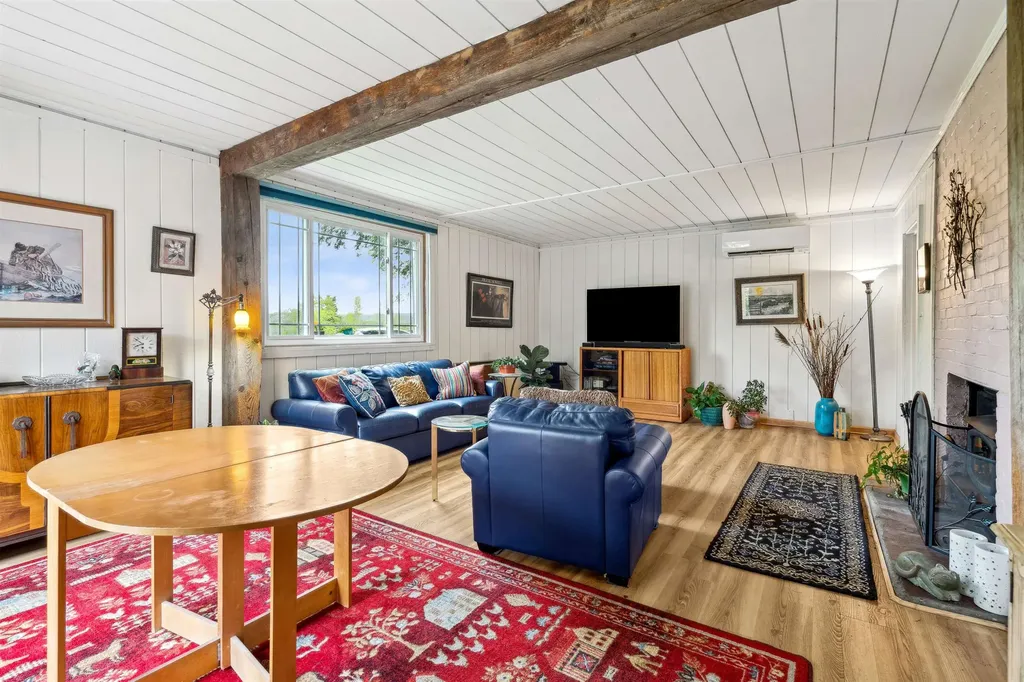 879 Dairy Hill Road Royalton VT 05068