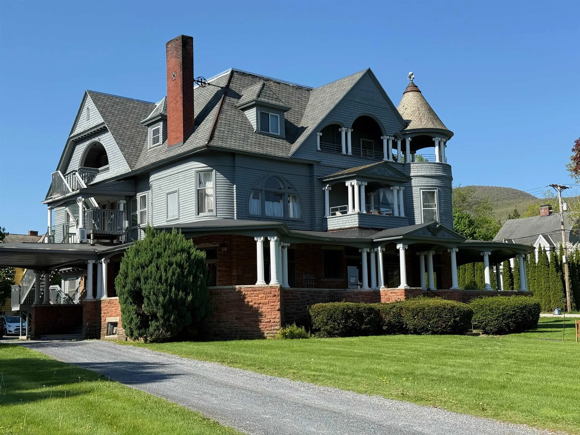 126 Elm Street Bennington VT 05201