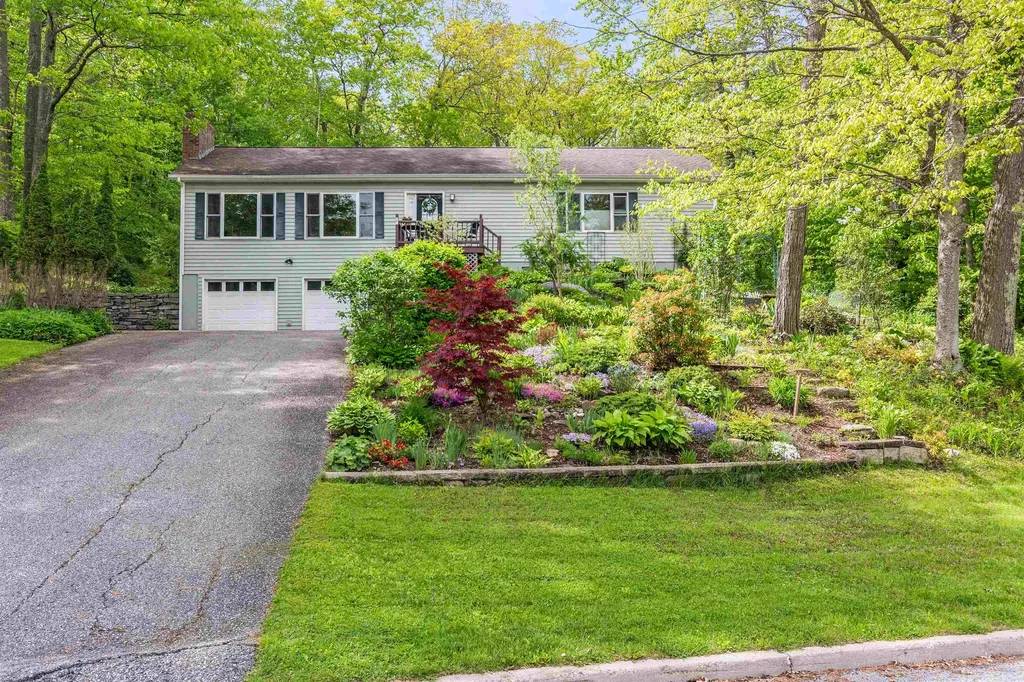 27 Wildwood Drive Essex VT 05452