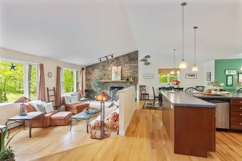 27 Wildwood Drive Essex VT 05452