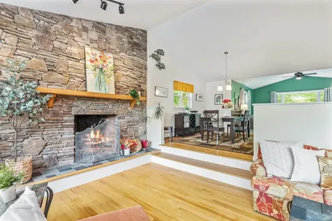 27 Wildwood Drive Essex VT 05452