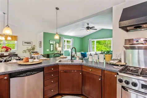 27 Wildwood Drive Essex VT 05452