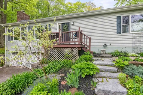 27 Wildwood Drive Essex VT 05452